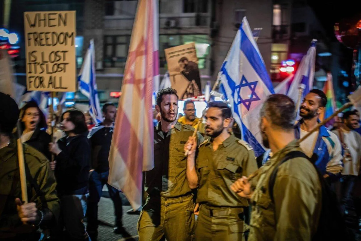 Siyonist İsrail'de Şok Görevden Alma