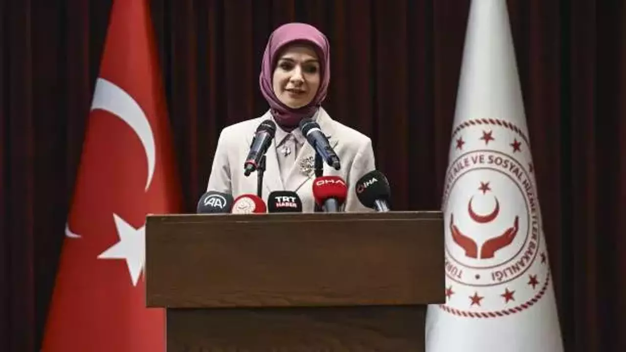 Aile Ve Sosyal Hizmetler Bakanı Göktaş'tan Süresiz Nafaka Açıklaması