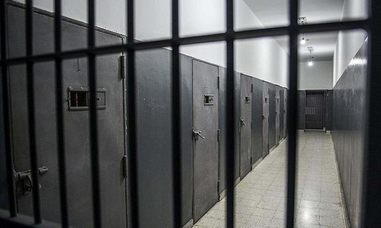 İsrail Cezaevlerinde Tutsak Bulunan 1000 Filistinli Süresiz Açlık Grevine Başladı