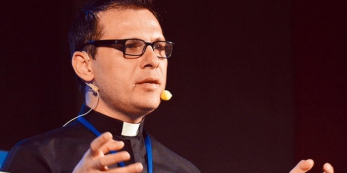 Rahip Munther İshak: Gazze bir Ahlaki Sınavdır