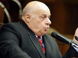 Denktaş'tan ETÖ'cülere Övgüler