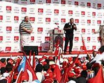 Yaşar Okuyan'dan  Gül'e Aday Olma Çağrısı