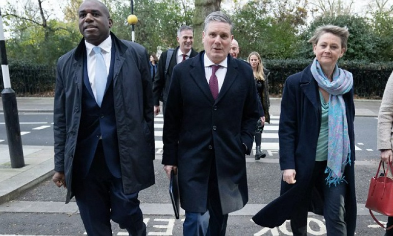 İsrail lobisinden rüşvet alan İngiliz milletvekili açıklandı