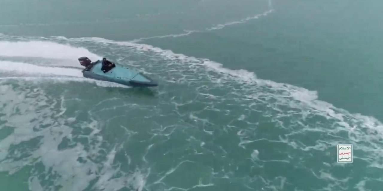 Yemen'in Kamikaze Deniz Aracı "Tufan 1" (VİDEO)