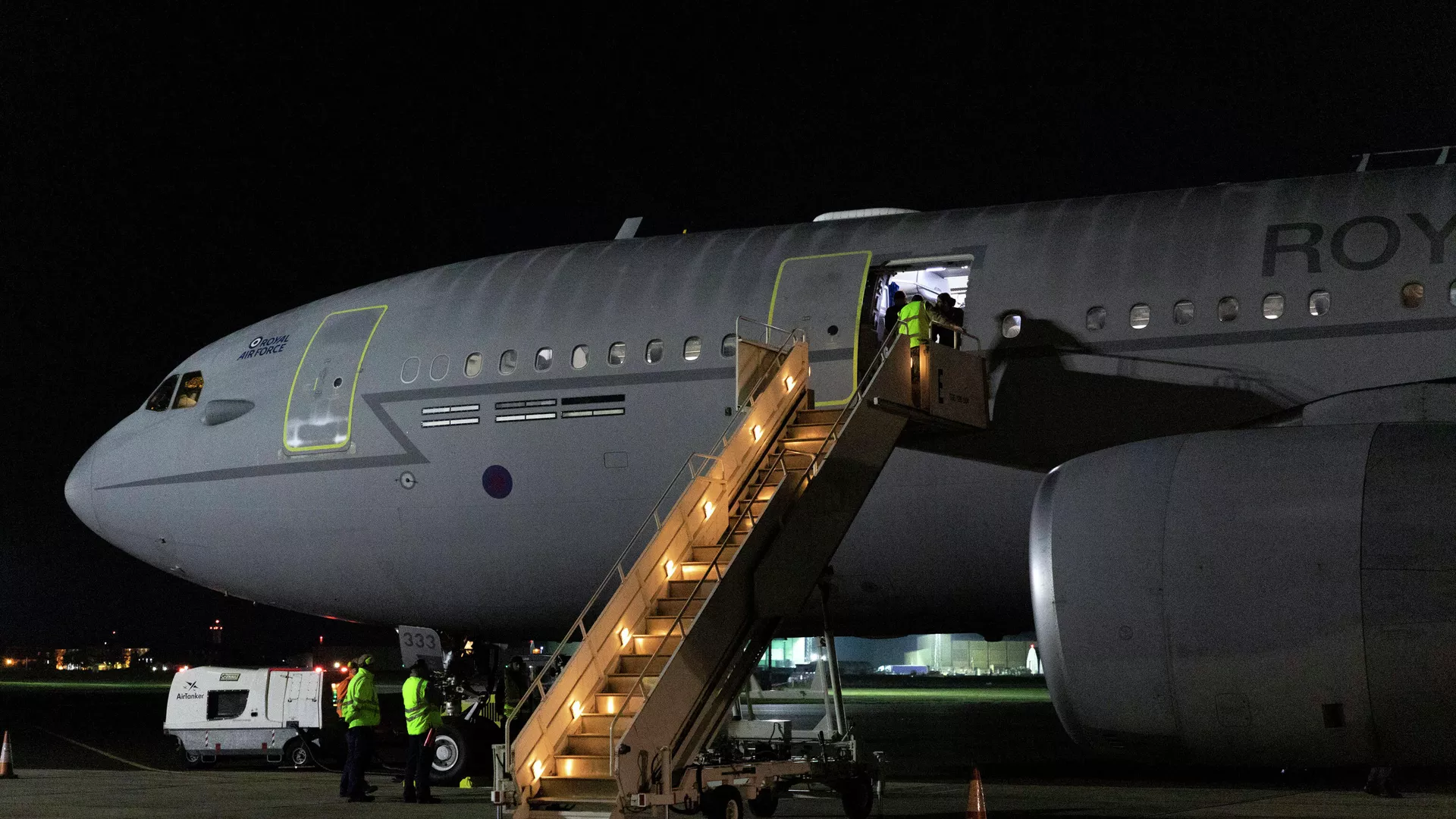 Lübnan'dan Tahliye Uçuşu Kişi Başı 350 Sterlin!