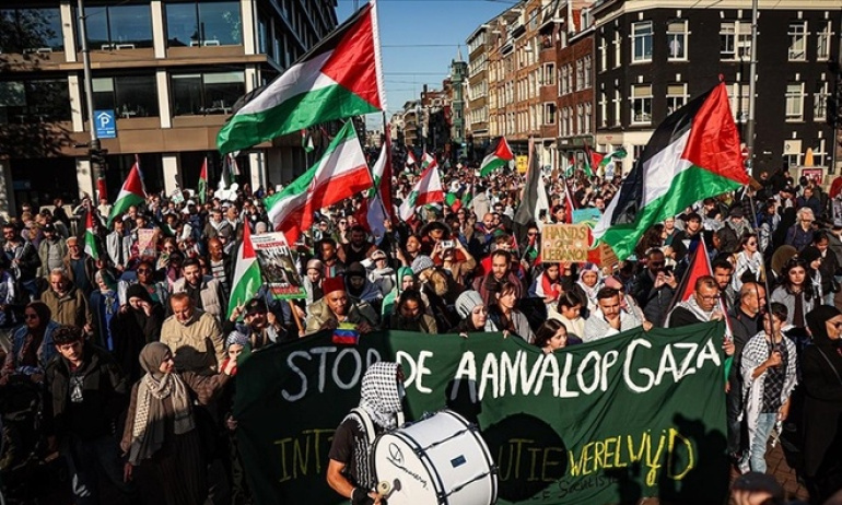 Gazze'de 1 yıldır süren soykırım Avrupa'da protesto edildi!