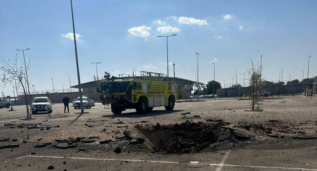 Hizbullah Ben Gurion Havalimanı yakınındaki Tzrifin üssünü hedef aldı