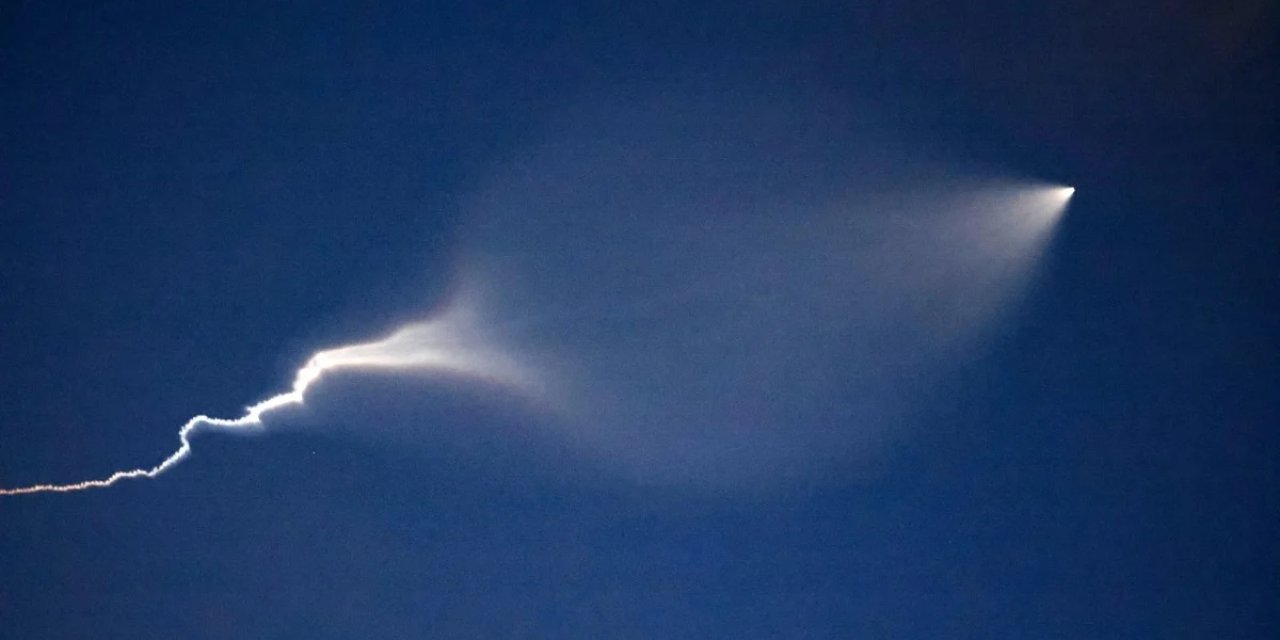 "SİCCİL" Füzesi Kendisine Hayran Bıraktı (VİDEO)