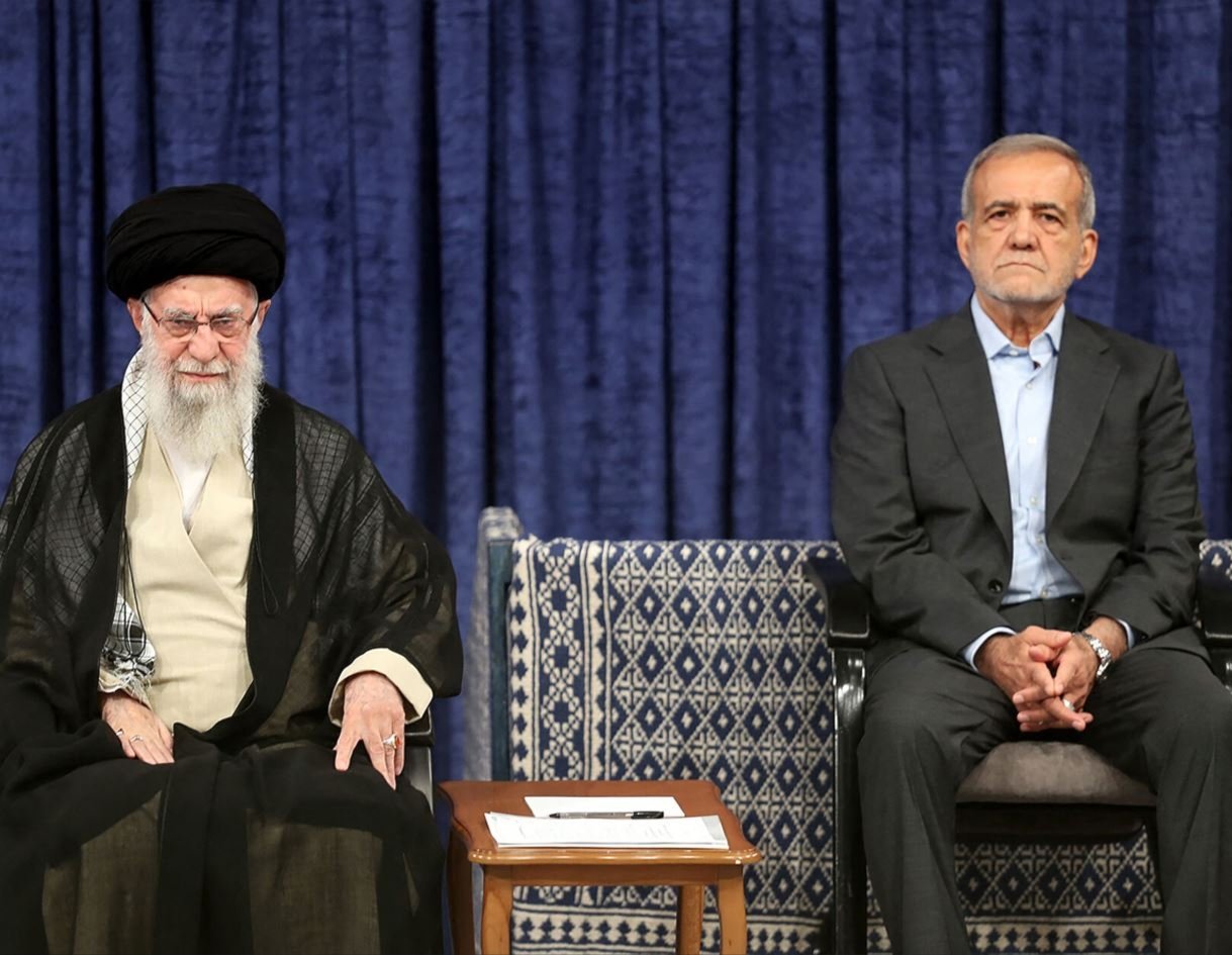 Hamaney, Pezeşkian'ın Çin ziyareti Hakkında Açıklamalarda Bulundu