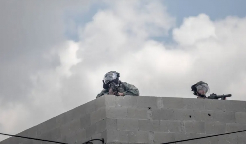 Amerikan ve Alman Keskin Nişancılar Gazze'de Sivilleri Hedef Alıyor