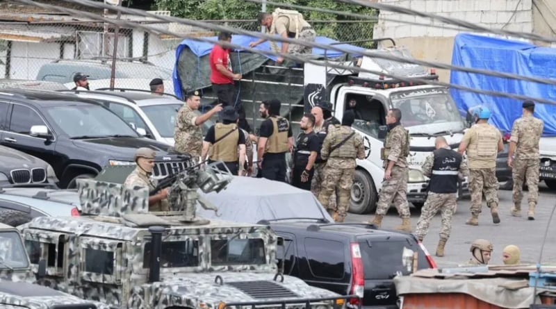 ABD Emretti İşbirlikçi Mahmud Abbas Yönetimi Silahları Teslim Etti!