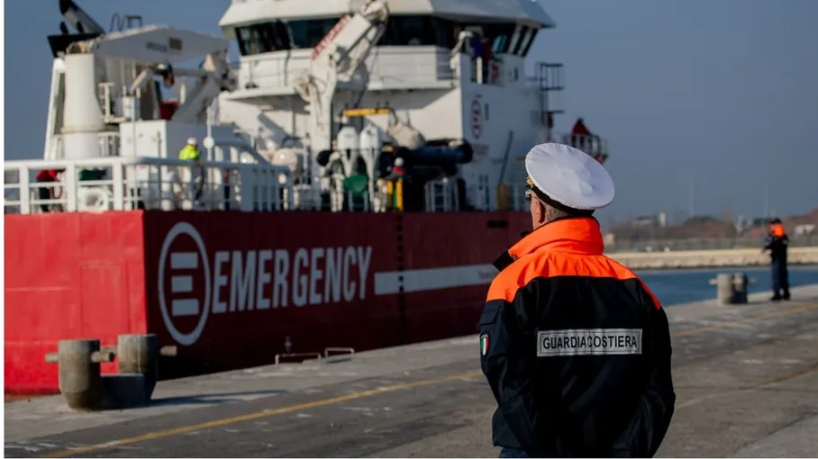 İşgalci İsrail Gemisi Liman'a Alınmadı!