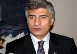 "Başörtüsü Rejimi Tehdit Ediyor"