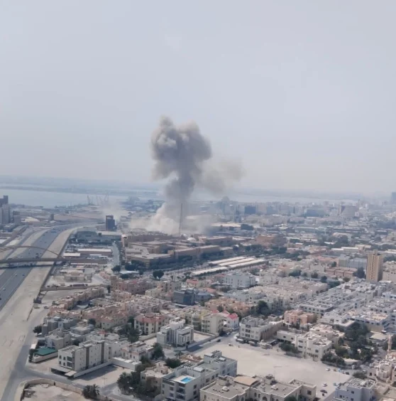 İran medyası: Devrim Muhafızları, saldırıya karşılık olarak Körfez'deki dört büyük ABD üssünü hedef aldı.