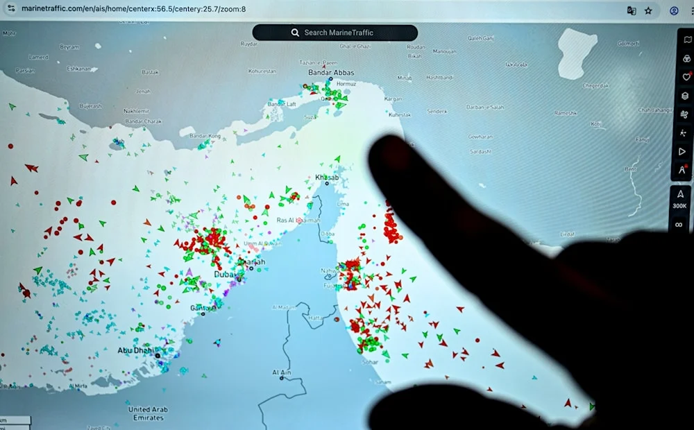 Devrim Muhafızları Körfez Sularında Bir Amerikan petrol Tankerini Hedef Aldı