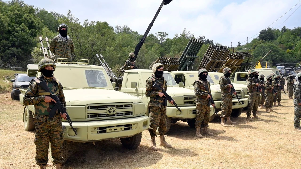 Hizbullah'tan Siyonist İsrail'e 33 operasyon: Hayfa ve Tel Aviv'deki üsler vuruldu