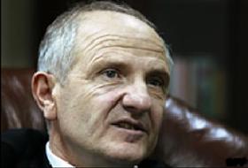 Kosova'da En Yoksul Aday Sejdiu