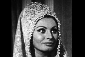 Başörtüsü İngiliz Gâvuruna Mı Kaldı?