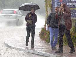 Sezer Gitti Rahmet Geldi