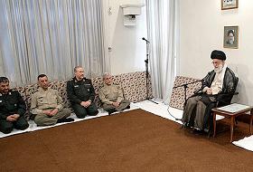 İran'da Devir Teslim Töreninden Görüntüler (FOTO)