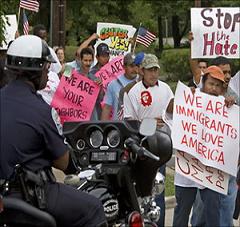 ABD'de Müslümanlar Miting Düzenliyor
