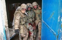 Askerler firar ediyor