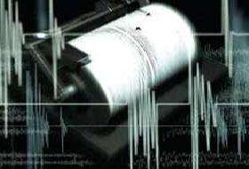 Çin'de Şiddetli Deprem