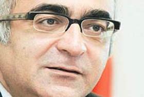 Alevi Danışman İstifa Etti