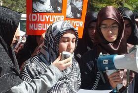 Yasağın Sebebi İslam Düşmanlığı mı?