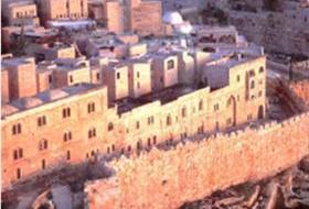 İsrail, 491 Yıllık Osmanlı Surlarını Yıktı