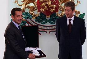 "Küfür Tek Millet" Sarkozy Ödülünü Aldı