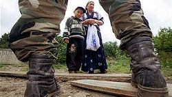 Çeçen Mültecilere Yardım