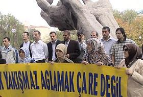 Hak ve Özgürlükler Gasbedilemez (FOTO)