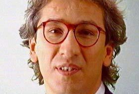 "Karma Evler"i Savundu, Meydan Okudu