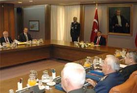 Erdoğan MGK'da Dosya Fırlattı