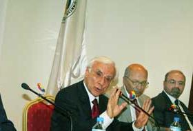 Azgın Azınlığın Derdi İmtiyazları