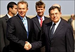 Blair Beyrut'ta Protestolarla Karşılandı