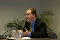 'ABD, Türkiye'ye yardım etmezse, Türkiye İran ile işbirliği yapar'