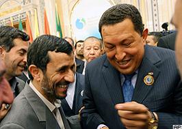Hugo Chavez İran'a gidiyor