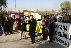 Her Eylem Bizi Yeniden Diriltir (FOTO)