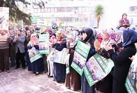 Başörtüsü Müslüman Kadının En Temel Hakkıdır (FOTO)