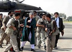 Karzai Direnişcilerin Elinden Buseferlik Kurtuldu