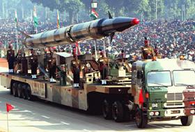 Hindistan yeni füze denedi