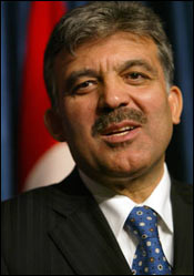 Gül: Türkiye bunu hak etmedi!