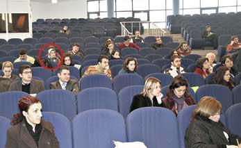 Dik Duruş Oyunu Bozdu