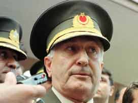 "Başörtülü Öğretmenlere Acımayın"