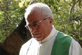 Bıçaklanan Papaz Örgüt Üyesi Çıktı