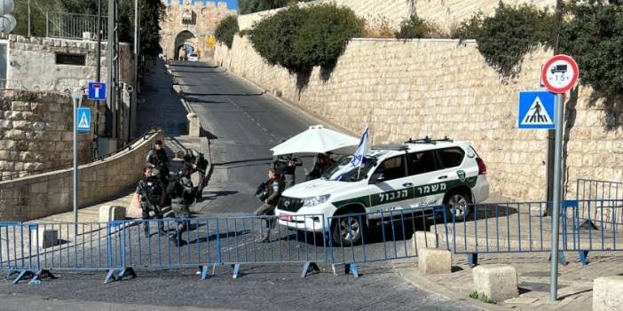 Siyonist İşgalciler Cuma Namazı öncesi Kudüs'ü Askeri Kışlaya Çevirdi